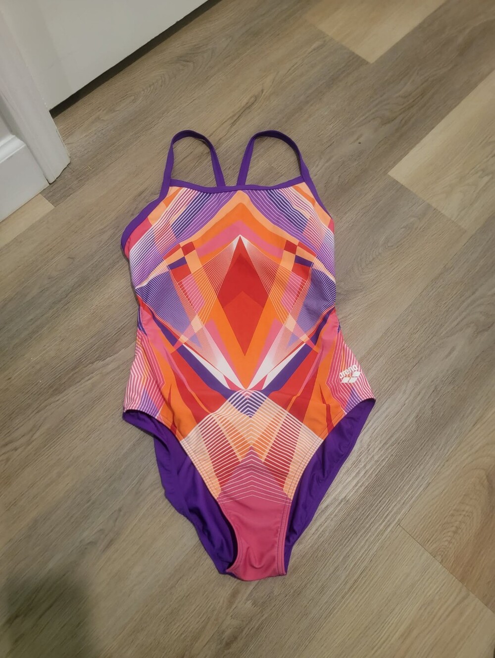 arena Size 38=8/10 One Piece Swimsuit Pink, Purple & Orange